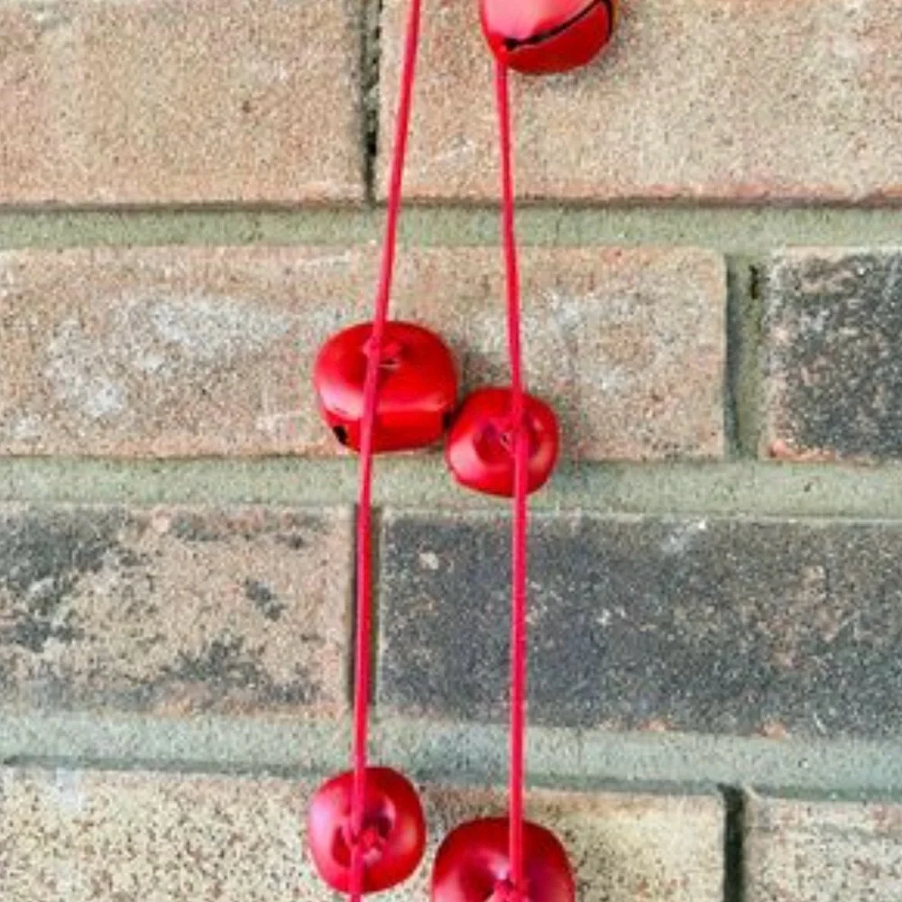 *Jing A Ling Red Bell Garland 5 Ft
